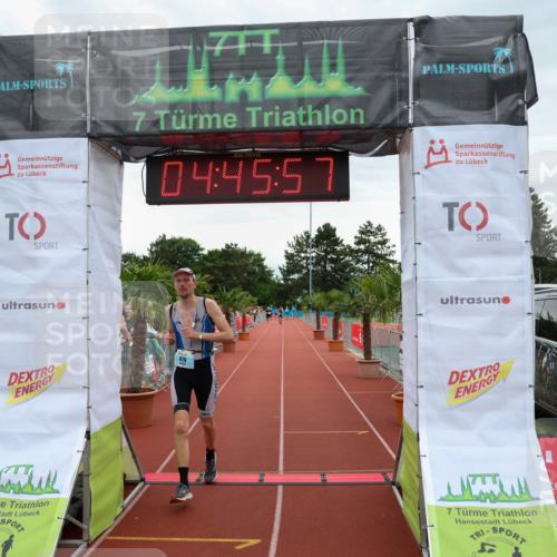 15.06.2025 - 7 Türme Triathlon Michael Strokosch http://msf.ph/oto/8005500 15.06.2025 14:45:57 Ziel 306, 479 meine-sportfotos.de