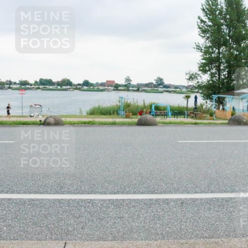 21.06.2025 - 27. Vierlanden-Triathlon H.Heesch http://msf.ph/oto/8005543 15.06.2025 13:07:13 Radfahren  meine-sportfotos.de