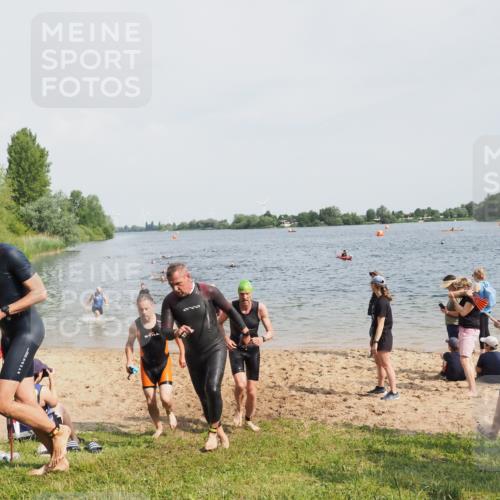 21.06.2025 - 27. Vierlanden-Triathlon MichiJ http://msf.ph/oto/8005544 15.06.2026 10:06:49 Schwimmen 367, 386, 388, 396, 423, 441, 457, 467 meine-sportfotos.de