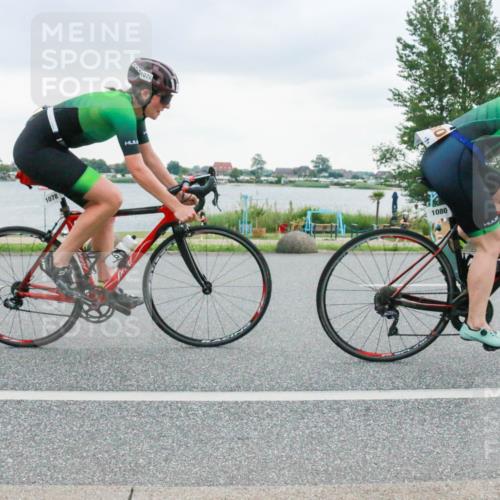 21.06.2025 - 27. Vierlanden-Triathlon H.Heesch http://msf.ph/oto/8005573 15.06.2025 13:07:24 Radfahren 1078, 1079, 1080 meine-sportfotos.de