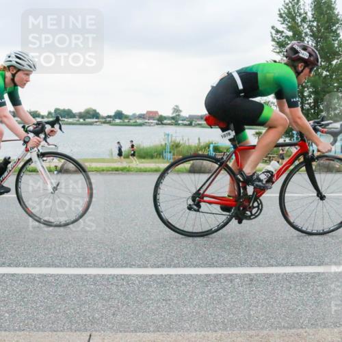 21.06.2025 - 27. Vierlanden-Triathlon H.Heesch http://msf.ph/oto/8005582 15.06.2025 13:07:24 Radfahren 1078, 1079, 1080 meine-sportfotos.de