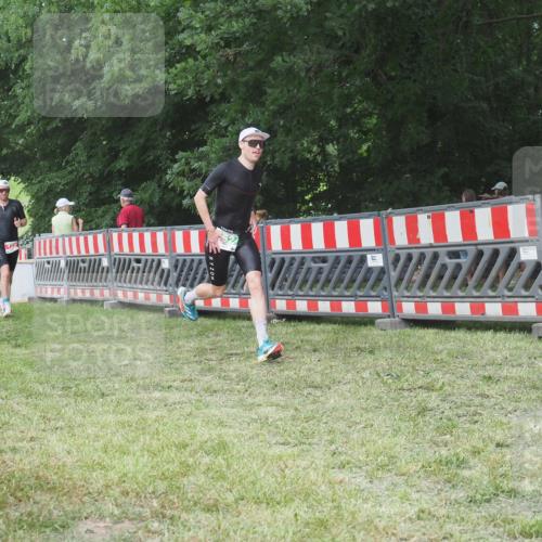 21.06.2025 - 27. Vierlanden-Triathlon KatJ http://msf.ph/oto/8005589 15.06.2025 12:58:44 Ziel 122, 662, 995, 996, 997, 998, 1010, 1011, 1012, 1013, 1038 meine-sportfotos.de