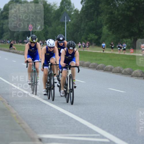 21.06.2025 - 27. Vierlanden-Triathlon H.Heesch http://msf.ph/oto/8005632 15.06.2025 13:07:53 Radfahren 1085, 1086, 1087, 1088, 1121 meine-sportfotos.de