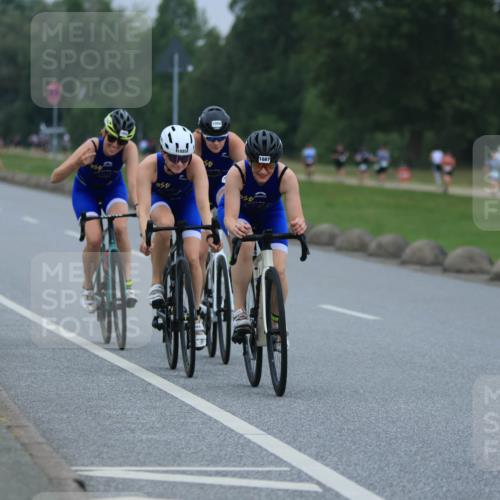 21.06.2025 - 27. Vierlanden-Triathlon H.Heesch http://msf.ph/oto/8005642 15.06.2025 13:07:54 Radfahren 1085, 1086, 1087, 1088, 1121 meine-sportfotos.de
