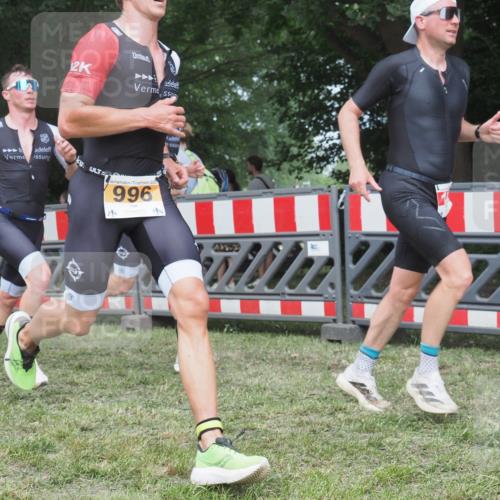 21.06.2025 - 27. Vierlanden-Triathlon KatJ http://msf.ph/oto/8005679 15.06.2025 12:58:49 Ziel 122, 995, 996, 997, 998, 1010, 1011, 1012, 1013, 1038 meine-sportfotos.de
