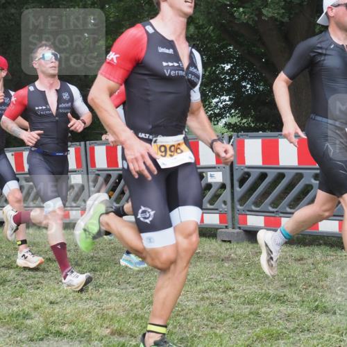 21.06.2025 - 27. Vierlanden-Triathlon KatJ http://msf.ph/oto/8005686 15.06.2025 12:58:49 Ziel 122, 995, 996, 997, 998, 1010, 1011, 1012, 1013, 1038 meine-sportfotos.de