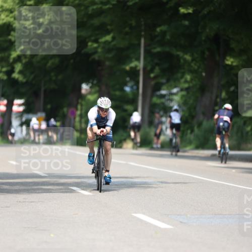 15.06.2025 - 7 Türme Triathlon Yannick Fuchs http://msf.ph/oto/8005697 15.06.2025 12:38:00 Radfahren 292, 299, 382 meine-sportfotos.de