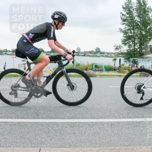 21.06.2025 - 27. Vierlanden-Triathlon H.Heesch http://msf.ph/oto/8005714 15.06.2025 13:08:48 Radfahren 886, 1082, 1083, 1084 meine-sportfotos.de
