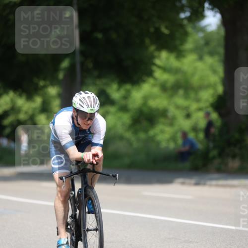 15.06.2025 - 7 Türme Triathlon Yannick Fuchs http://msf.ph/oto/8005746 15.06.2025 12:38:02 Radfahren 292, 299, 382 meine-sportfotos.de