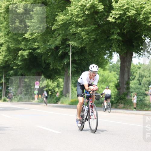 15.06.2025 - 7 Türme Triathlon Yannick Fuchs http://msf.ph/oto/8005808 15.06.2025 13:18:46 Radfahren 204, 223, 336, 412, 533, 679, 810, 811, 863, 1015, 1040, 1191 meine-sportfotos.de