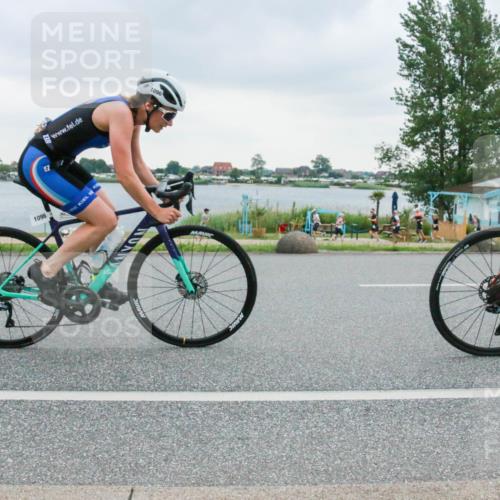 21.06.2025 - 27. Vierlanden-Triathlon H.Heesch http://msf.ph/oto/8005819 15.06.2025 13:09:07 Radfahren 1093, 1094, 1095, 1096 meine-sportfotos.de