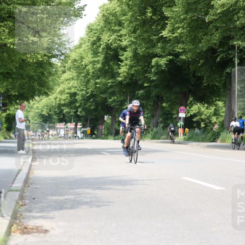 15.06.2025 - 7 Türme Triathlon Yannick Fuchs http://msf.ph/oto/8005852 15.06.2025 13:18:48 Radfahren 204, 223, 412, 533, 679, 718, 810, 811, 863, 1040, 1191 meine-sportfotos.de