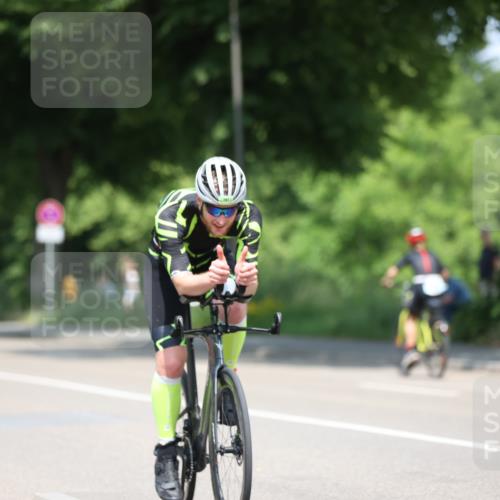 15.06.2025 - 7 Türme Triathlon Yannick Fuchs http://msf.ph/oto/8005875 15.06.2025 12:38:19 Radfahren  meine-sportfotos.de