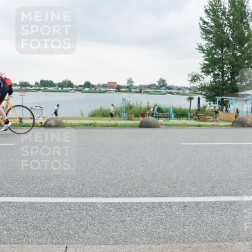 21.06.2025 - 27. Vierlanden-Triathlon H.Heesch http://msf.ph/oto/8005881 15.06.2025 13:09:21 Radfahren 1133 meine-sportfotos.de
