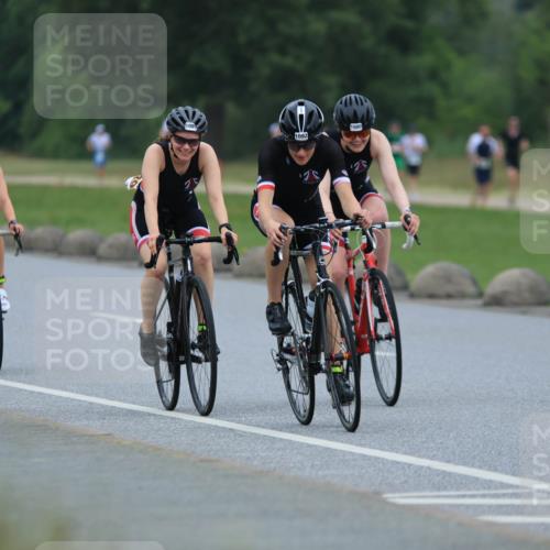 21.06.2025 - 27. Vierlanden-Triathlon H.Heesch http://msf.ph/oto/8005885 15.06.2025 13:10:34 Radfahren 1089, 1090, 1091, 1092, 1182, 1183 meine-sportfotos.de
