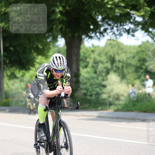 15.06.2025 - 7 Türme Triathlon Yannick Fuchs http://msf.ph/oto/8005896 15.06.2025 12:38:19 Radfahren  meine-sportfotos.de