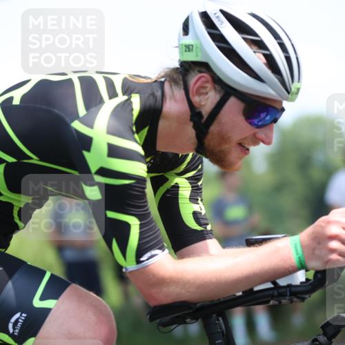 15.06.2025 - 7 Türme Triathlon Yannick Fuchs http://msf.ph/oto/8005930 15.06.2025 12:38:20 Radfahren  meine-sportfotos.de