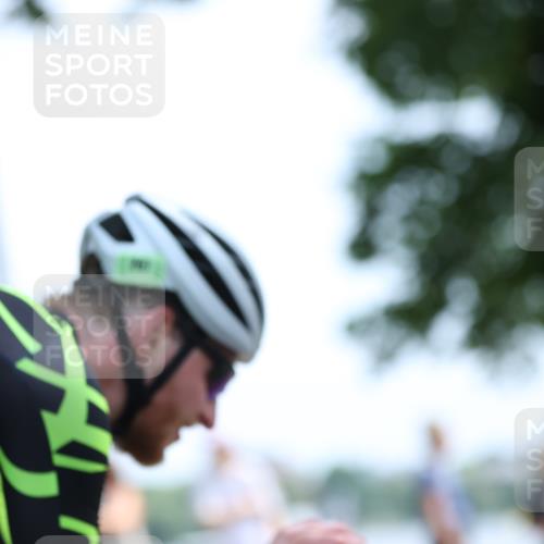 15.06.2025 - 7 Türme Triathlon Yannick Fuchs http://msf.ph/oto/8005938 15.06.2025 12:38:20 Radfahren  meine-sportfotos.de