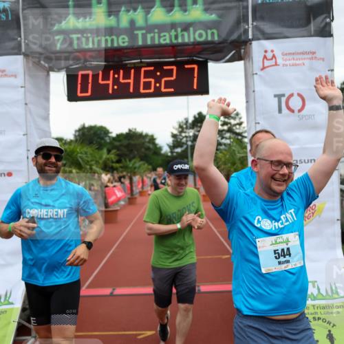15.06.2025 - 7 Türme Triathlon Michael Strokosch http://msf.ph/oto/8005940 15.06.2025 14:46:27 Ziel 340, 544, 714 meine-sportfotos.de