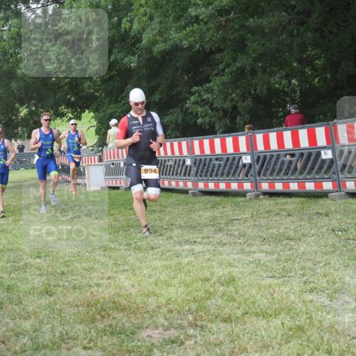 21.06.2025 - 27. Vierlanden-Triathlon KatJ http://msf.ph/oto/8005942 15.06.2025 12:59:12 Ziel 994, 1014, 1015, 1016, 1018 meine-sportfotos.de