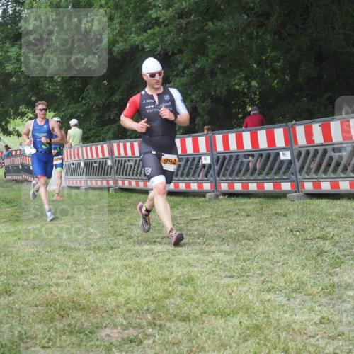 21.06.2025 - 27. Vierlanden-Triathlon KatJ http://msf.ph/oto/8005960 15.06.2025 12:59:13 Ziel 994, 1014, 1015, 1016, 1018 meine-sportfotos.de