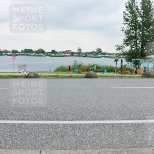 21.06.2025 - 27. Vierlanden-Triathlon H.Heesch http://msf.ph/oto/8006008 15.06.2025 13:10:37 Radfahren 1089, 1090, 1091, 1092 meine-sportfotos.de
