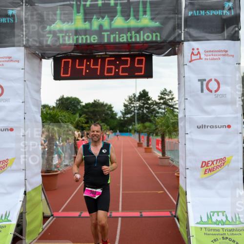 15.06.2025 - 7 Türme Triathlon Michael Strokosch http://msf.ph/oto/8006014 15.06.2025 14:46:29 Ziel 340, 544, 714 meine-sportfotos.de