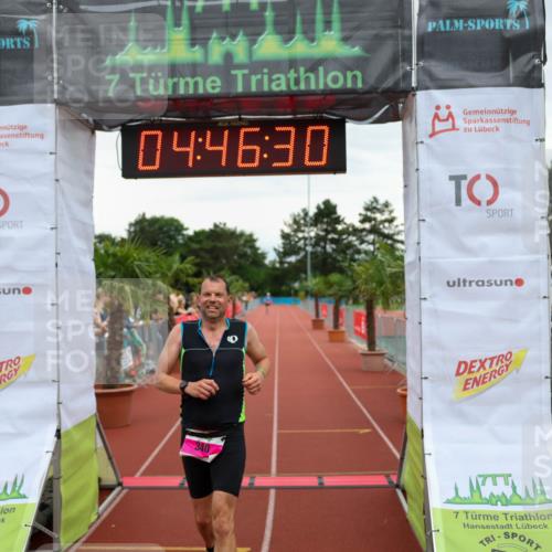 15.06.2025 - 7 Türme Triathlon Michael Strokosch http://msf.ph/oto/8006025 15.06.2025 14:46:29 Ziel 340, 544, 714 meine-sportfotos.de
