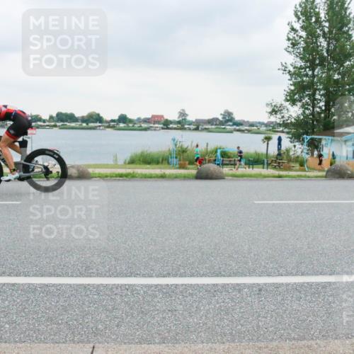 21.06.2025 - 27. Vierlanden-Triathlon H.Heesch http://msf.ph/oto/8006033 15.06.2025 13:10:41 Radfahren 1089, 1182, 1183 meine-sportfotos.de