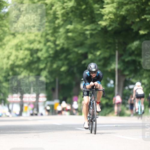 15.06.2025 - 7 Türme Triathlon Yannick Fuchs http://msf.ph/oto/8006048 15.06.2025 13:19:10 Radfahren 962 meine-sportfotos.de