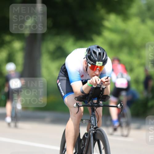 15.06.2025 - 7 Türme Triathlon Yannick Fuchs http://msf.ph/oto/8006062 15.06.2025 12:38:40 Radfahren 555, 593 meine-sportfotos.de