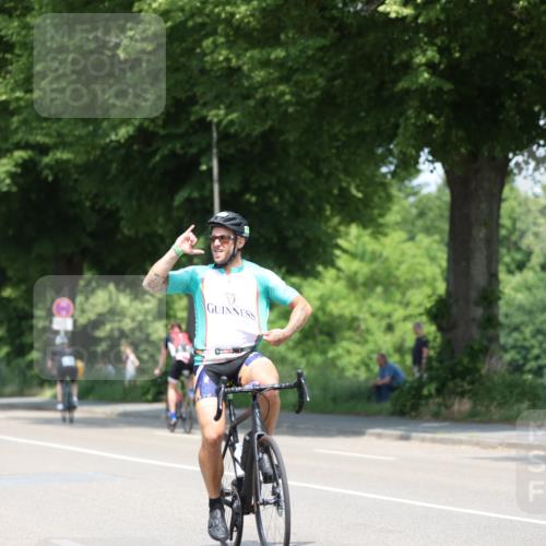 15.06.2025 - 7 Türme Triathlon Yannick Fuchs http://msf.ph/oto/8006100 15.06.2025 12:38:41 Radfahren 555, 593 meine-sportfotos.de