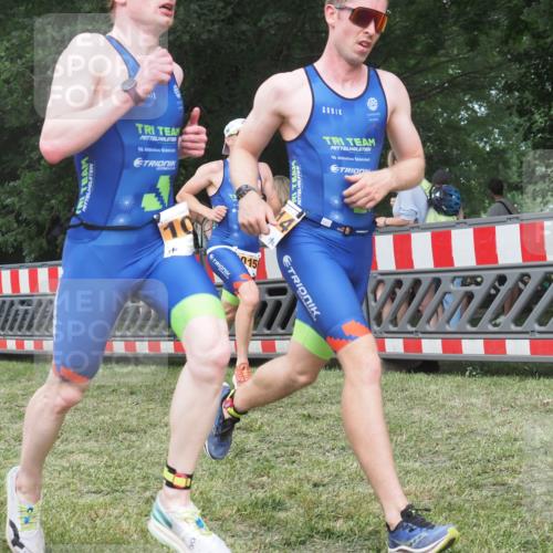 21.06.2025 - 27. Vierlanden-Triathlon KatJ http://msf.ph/oto/8006102 15.06.2025 12:59:15 Ziel 1014, 1015, 1016, 1018, 1024, 1025, 1026, 1027 meine-sportfotos.de