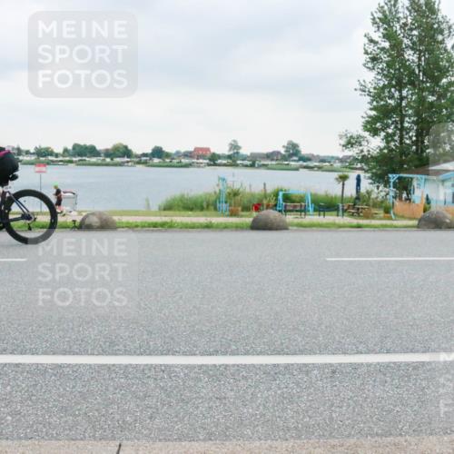 21.06.2025 - 27. Vierlanden-Triathlon H.Heesch http://msf.ph/oto/8006170 15.06.2025 13:11:06 Radfahren 1227, 1230 meine-sportfotos.de