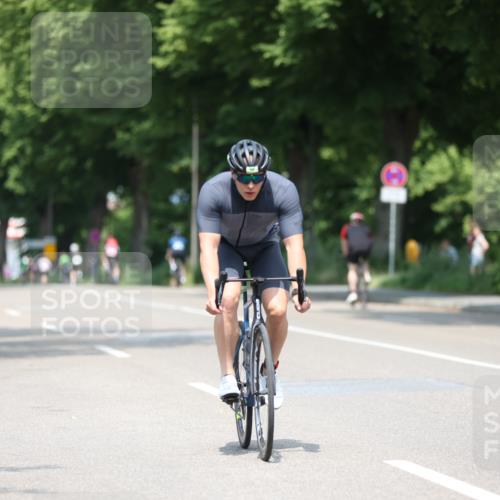 15.06.2025 - 7 Türme Triathlon Yannick Fuchs http://msf.ph/oto/8006175 15.06.2025 12:38:51 Radfahren 607 meine-sportfotos.de