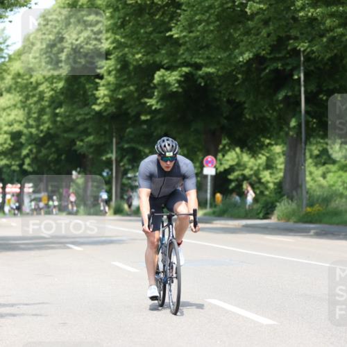 15.06.2025 - 7 Türme Triathlon Yannick Fuchs http://msf.ph/oto/8006194 15.06.2025 12:38:51 Radfahren 607 meine-sportfotos.de