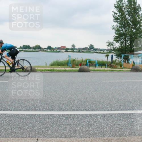 21.06.2025 - 27. Vierlanden-Triathlon H.Heesch http://msf.ph/oto/8006202 15.06.2025 13:11:08 Radfahren 1227, 1230 meine-sportfotos.de