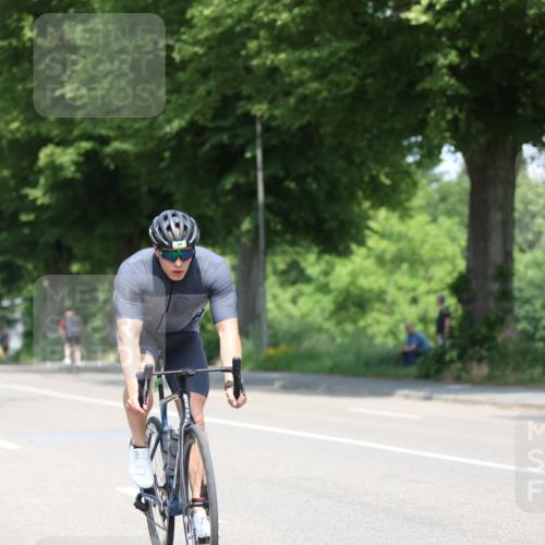 15.06.2025 - 7 Türme Triathlon Yannick Fuchs http://msf.ph/oto/8006234 15.06.2025 12:38:51 Radfahren 607 meine-sportfotos.de
