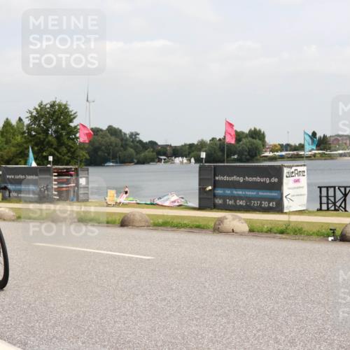 21.06.2025 - 27. Vierlanden-Triathlon H.Heesch http://msf.ph/oto/8006292 15.06.2025 12:06:21 Radfahren 639, 770, 890, 914 meine-sportfotos.de