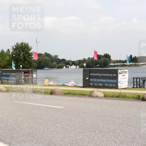 21.06.2025 - 27. Vierlanden-Triathlon H.Heesch http://msf.ph/oto/8006315 15.06.2025 12:06:40 Radfahren  meine-sportfotos.de