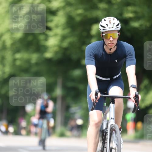 15.06.2025 - 7 Türme Triathlon Yannick Fuchs http://msf.ph/oto/8006343 15.06.2025 13:19:55 Radfahren 278, 497, 549, 628, 656 meine-sportfotos.de