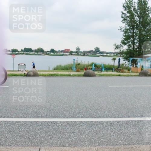 21.06.2025 - 27. Vierlanden-Triathlon H.Heesch http://msf.ph/oto/8006353 15.06.2025 13:12:55 Radfahren 1167, 1189 meine-sportfotos.de