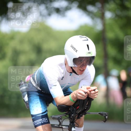 15.06.2025 - 7 Türme Triathlon Yannick Fuchs http://msf.ph/oto/8006427 15.06.2025 12:39:04 Radfahren 210, 222, 285, 399 meine-sportfotos.de