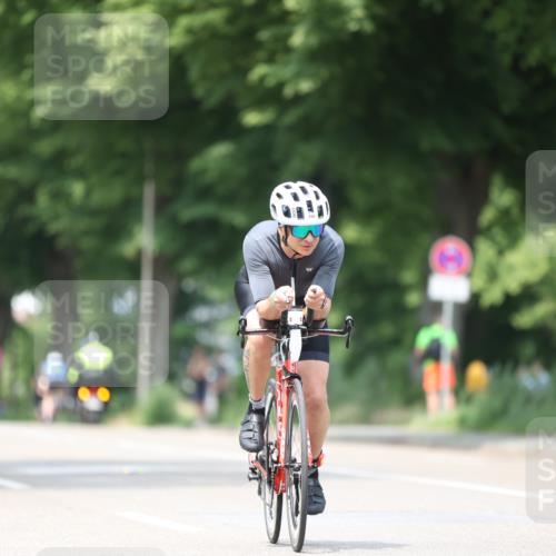 15.06.2025 - 7 Türme Triathlon Yannick Fuchs http://msf.ph/oto/8006463 15.06.2025 13:20:01 Radfahren 588, 871 meine-sportfotos.de