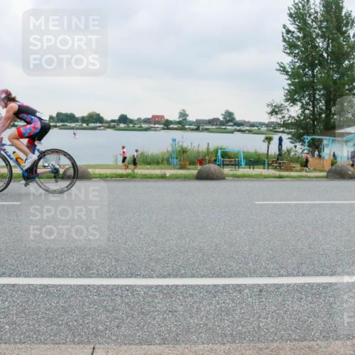 21.06.2025 - 27. Vierlanden-Triathlon H.Heesch http://msf.ph/oto/8006467 15.06.2025 13:13:11 Radfahren 1177, 1217 meine-sportfotos.de