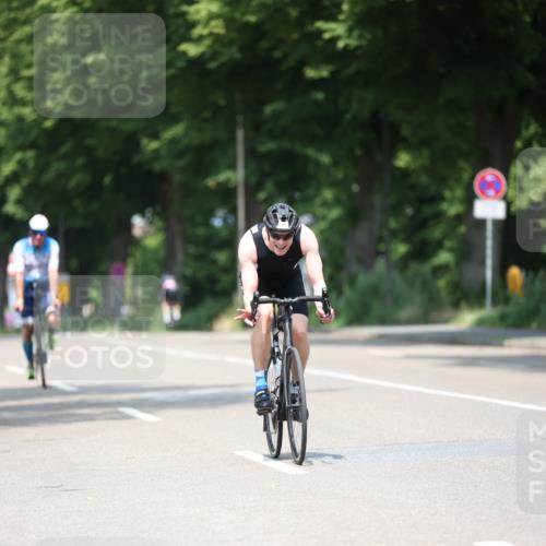 15.06.2025 - 7 Türme Triathlon Yannick Fuchs http://msf.ph/oto/8006499 15.06.2025 12:39:22 Radfahren 216, 666 meine-sportfotos.de