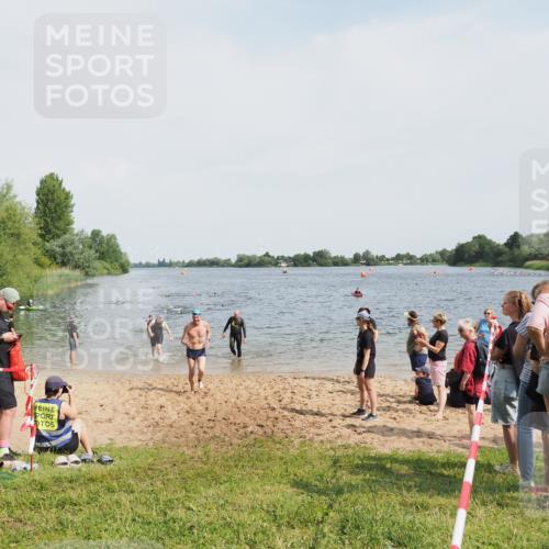 21.06.2025 - 27. Vierlanden-Triathlon MichiJ http://msf.ph/oto/8006511 15.06.2026 10:07:30 Schwimmen 374, 379, 391, 414, 468 meine-sportfotos.de