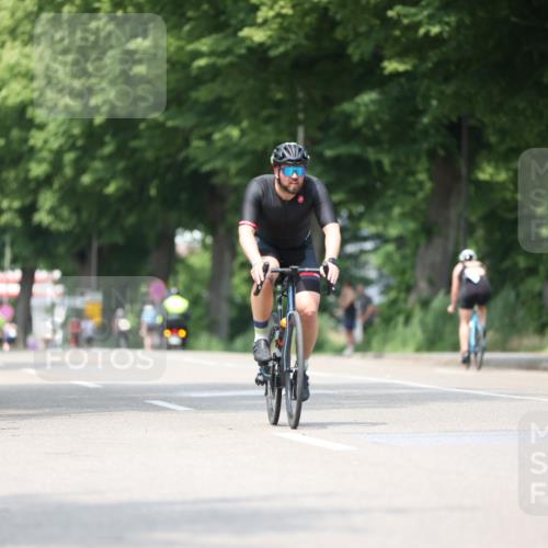 15.06.2025 - 7 Türme Triathlon Yannick Fuchs http://msf.ph/oto/8006541 15.06.2025 13:20:05 Radfahren 429, 588, 871 meine-sportfotos.de