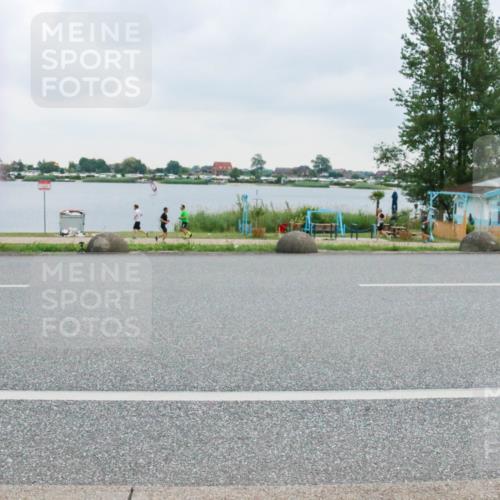 21.06.2025 - 27. Vierlanden-Triathlon H.Heesch http://msf.ph/oto/8006551 15.06.2025 13:13:22 Radfahren 1173, 1191 meine-sportfotos.de