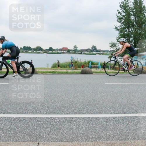 21.06.2025 - 27. Vierlanden-Triathlon H.Heesch http://msf.ph/oto/8006570 15.06.2025 13:13:26 Radfahren 1173, 1200, 1225 meine-sportfotos.de